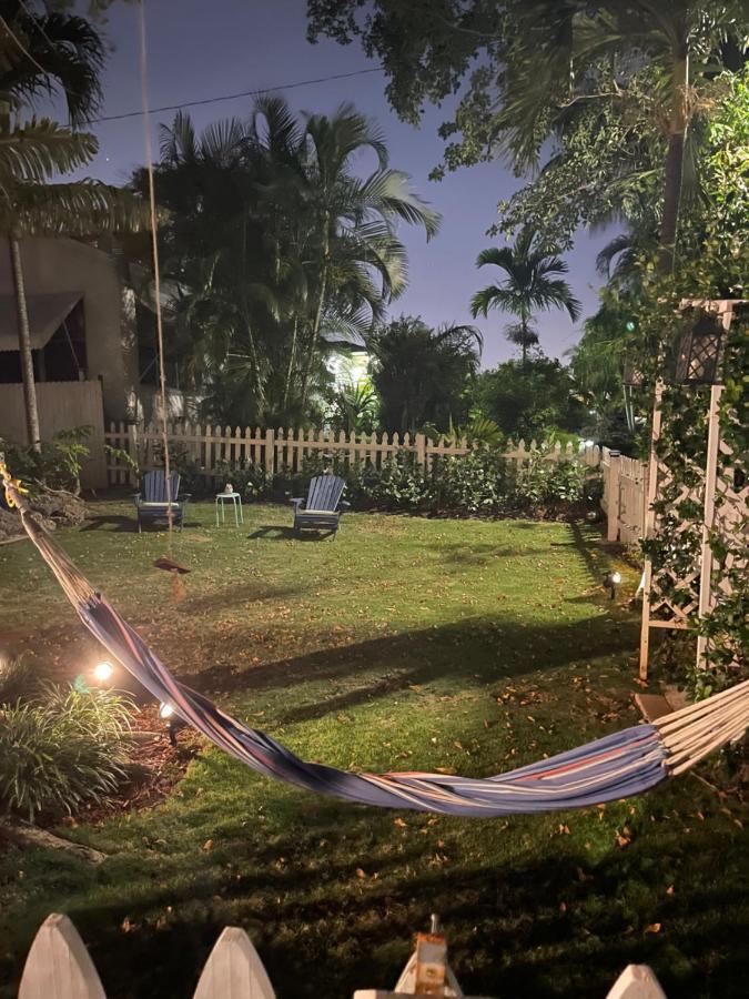 Ne Miami Cottage ภายนอก รูปภาพ