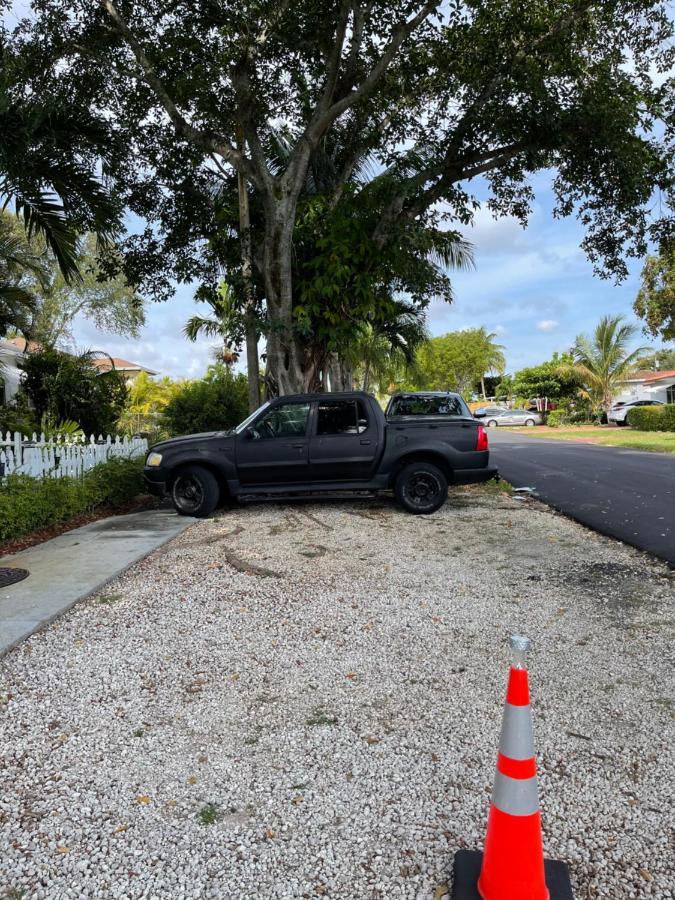 Ne Miami Cottage ภายนอก รูปภาพ